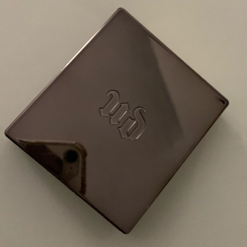 Urban Decay naked skin ultra definition Pressed Finishing Powder